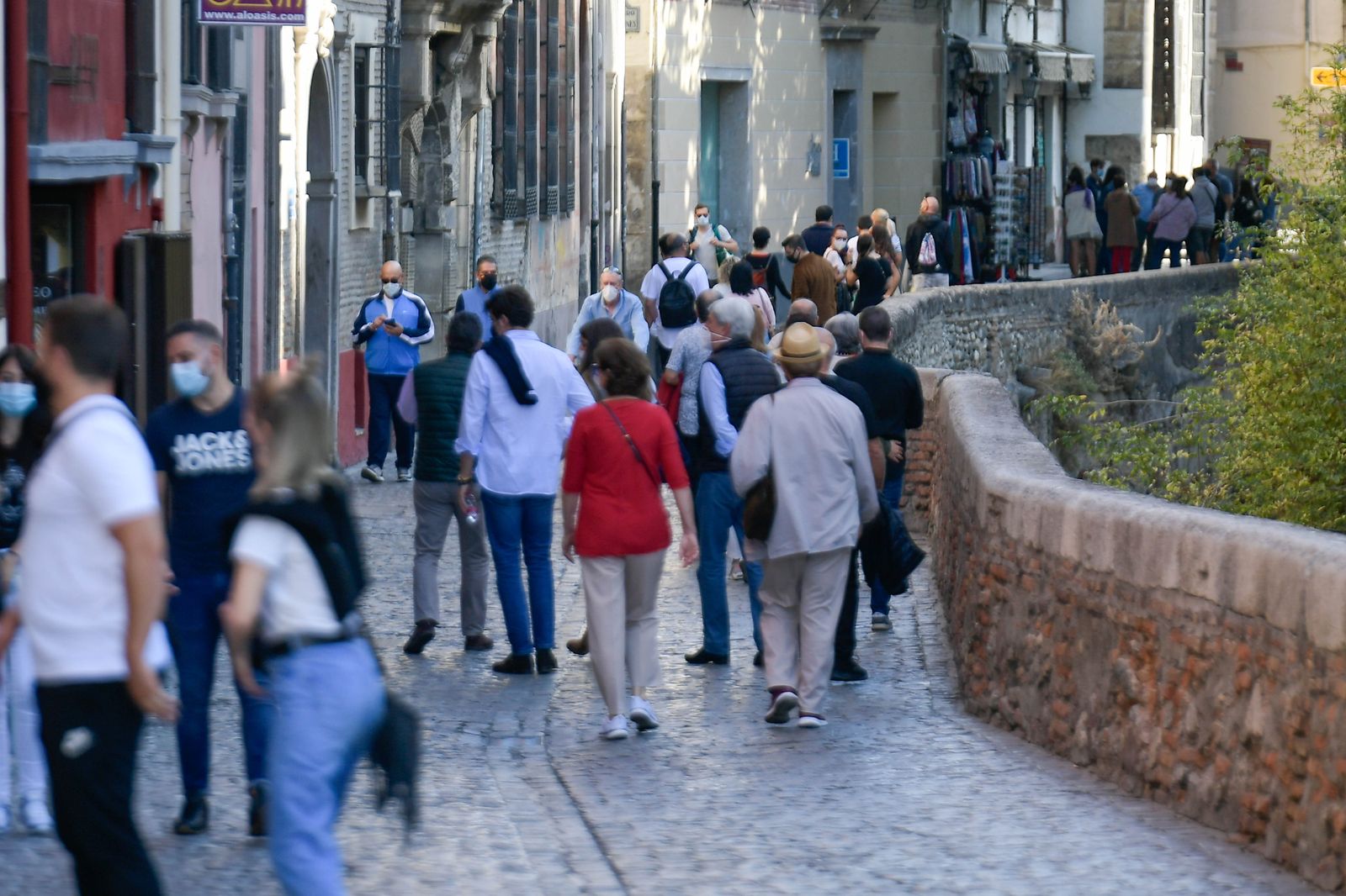 Padrón municipal: la provincia de Granada suma casi 10.000 habitantes en un lustro