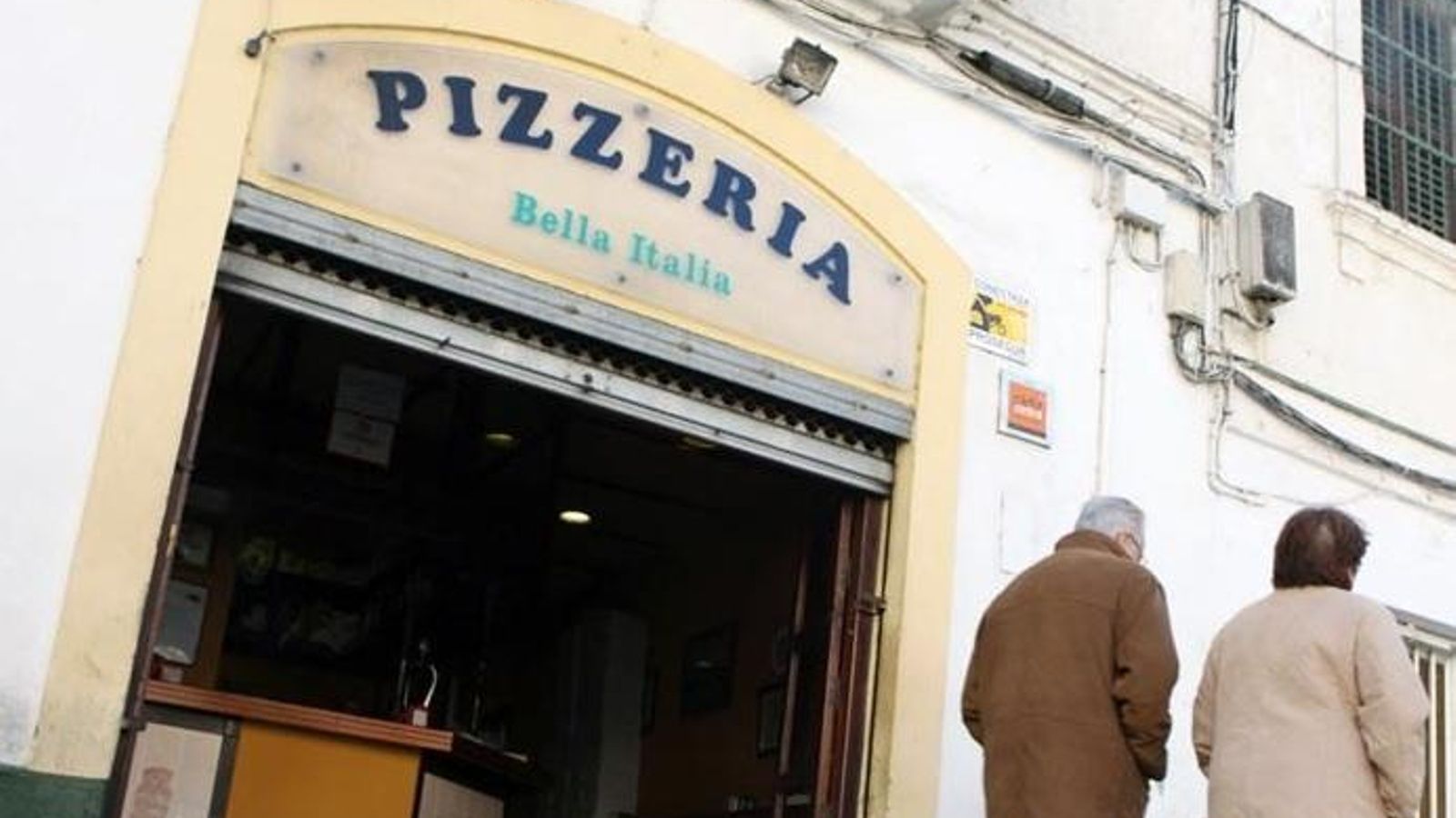 El restaurante pizzería Bella Italia.