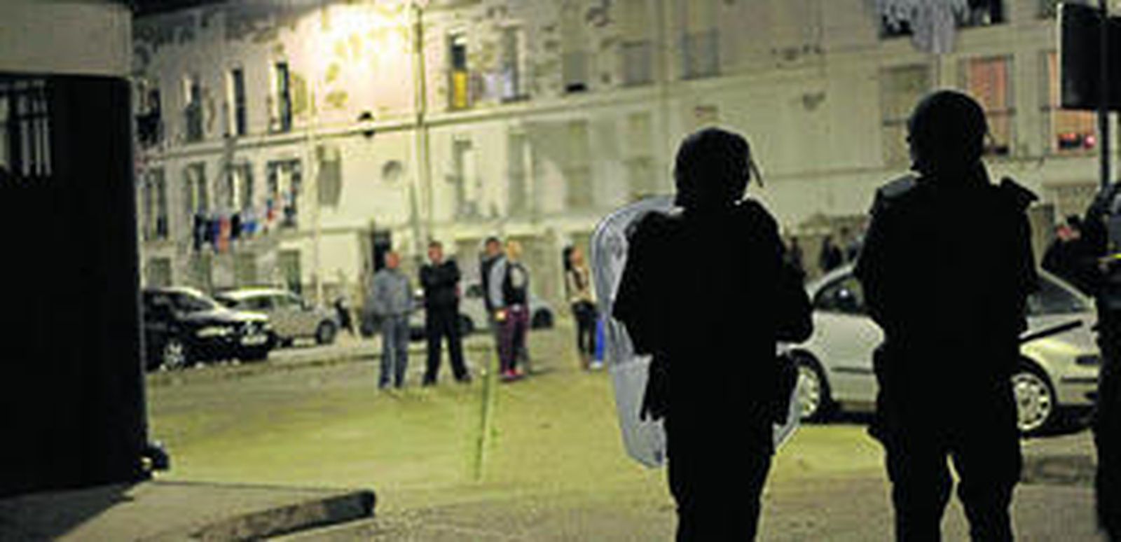 Operación policial en un barrio de Sanlúcar, en febrero del año pasado.