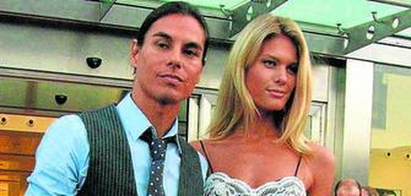 Julio José y Charisse se casarán en octubre