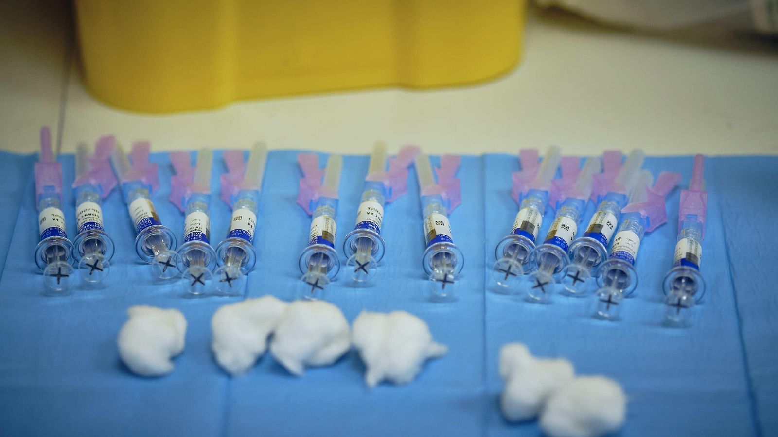 Dosis de la vacuna de la gripe. Dosis de la vacuna de la gripe.