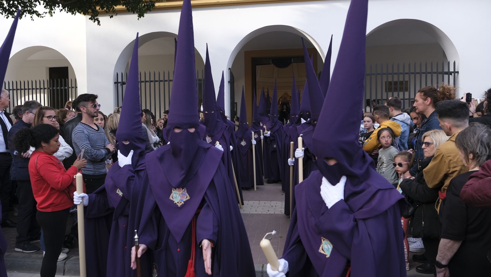 La procesión del Encuentro por las calles de Almería, en imágenes