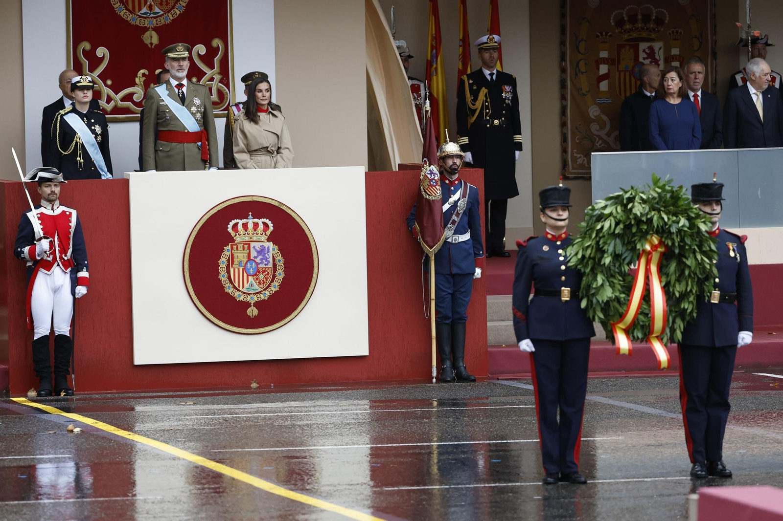 El desfile militar del Día de la Hispanidad, en imágenes