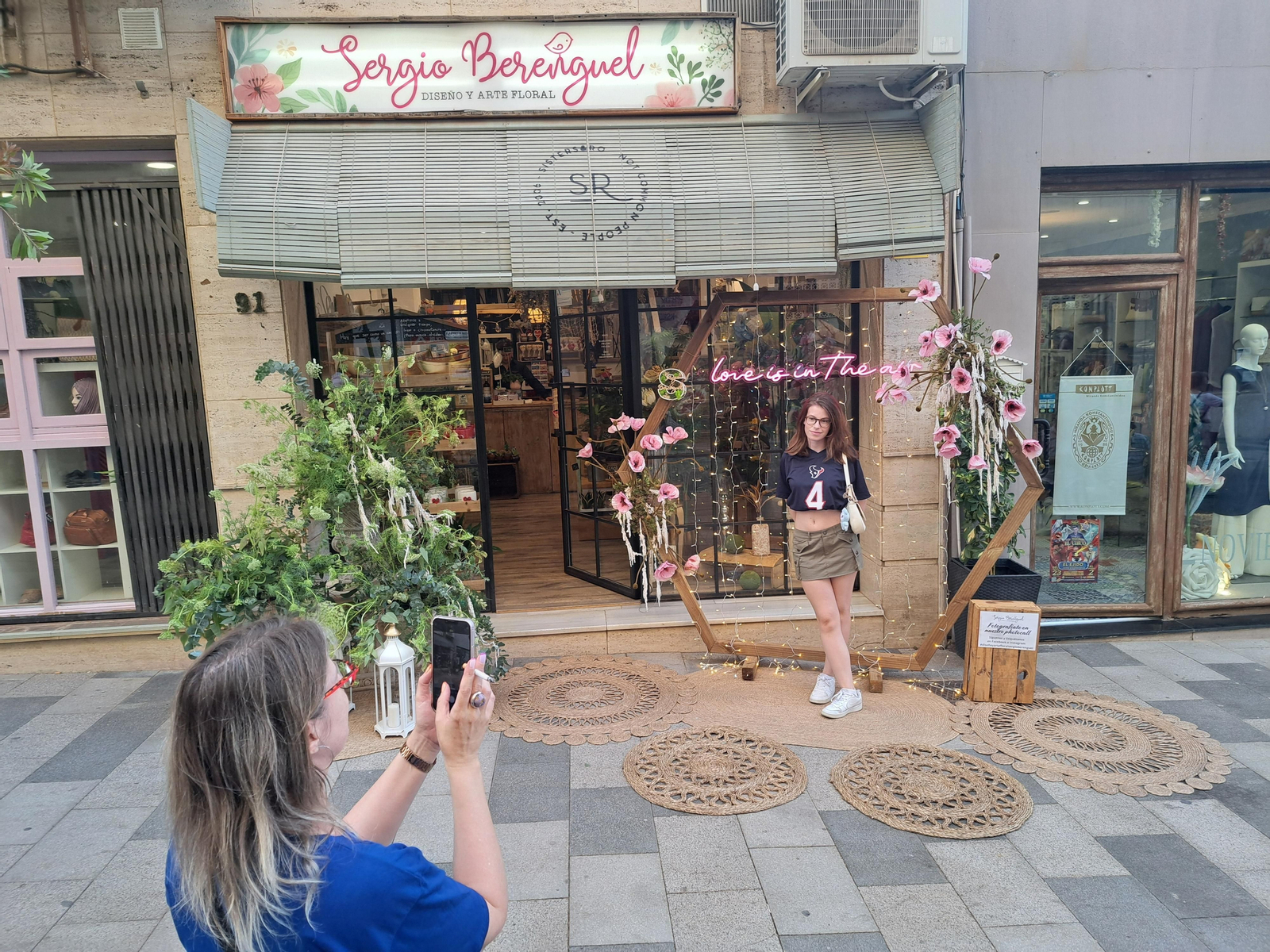 Así ha sido la décima edición de la Noche en Blanco de El Ejido, en imágenes