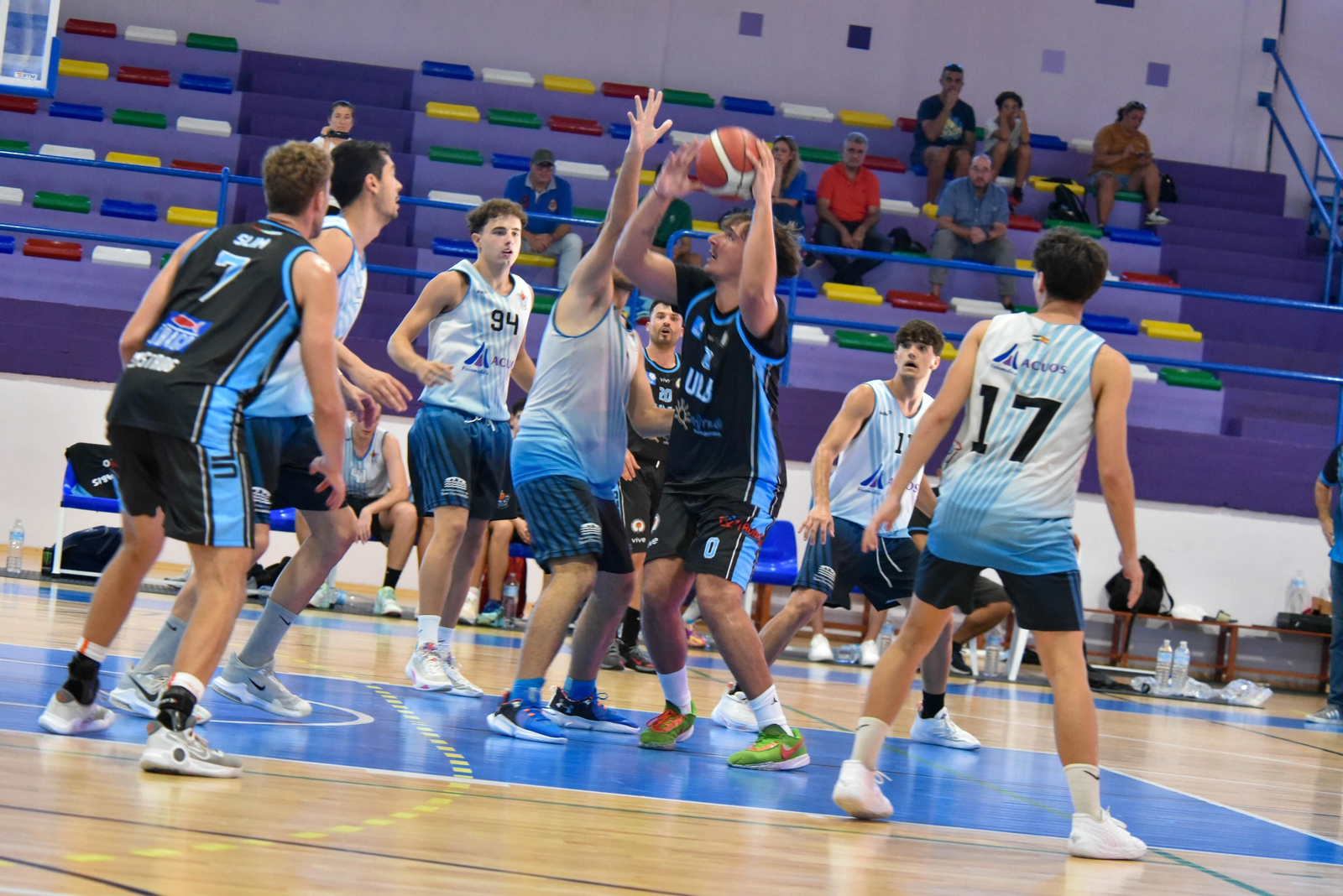 Las fotos de la semifinal de la Copa Diputación de baloncesto: ULB-Cimbis