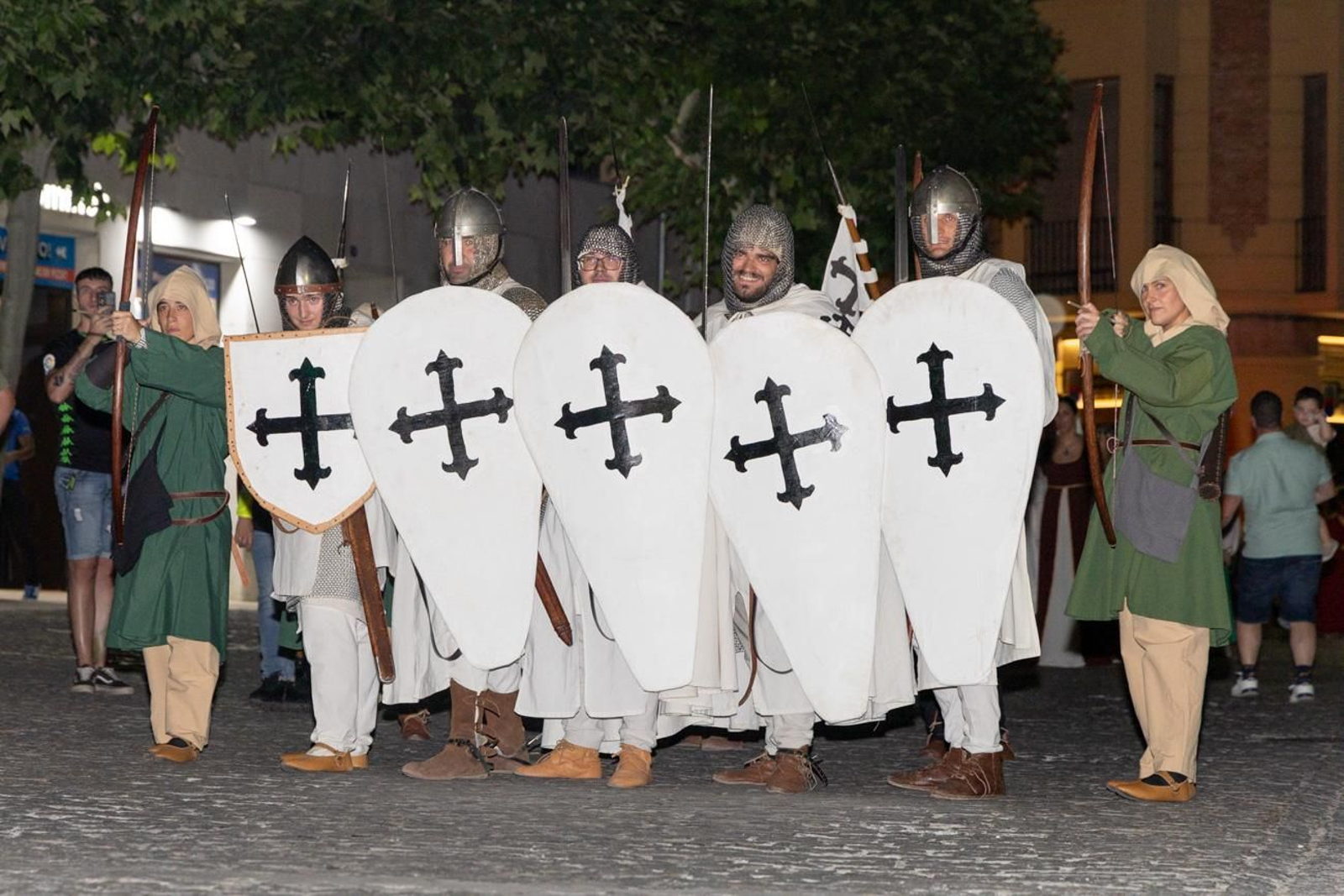 Exhibición de Bailes Medievales y Pasacalles del Lagarto de la Magdalena
