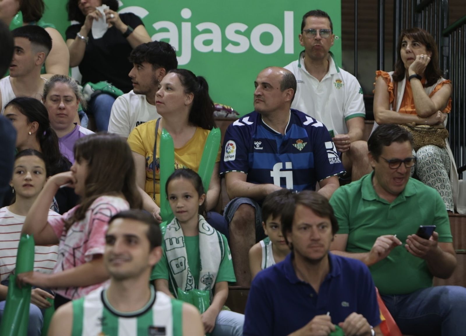 Búscate en el o Betis Granada de baloncesto
