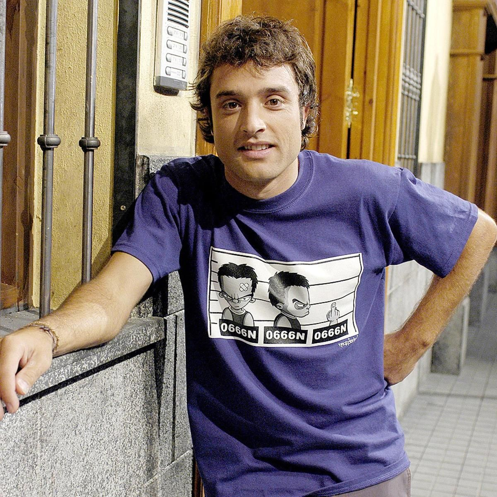 Daniel Guzmán interpretó el personaje de Roberto en la mítica serie 'Aquí no hay quien viva'.