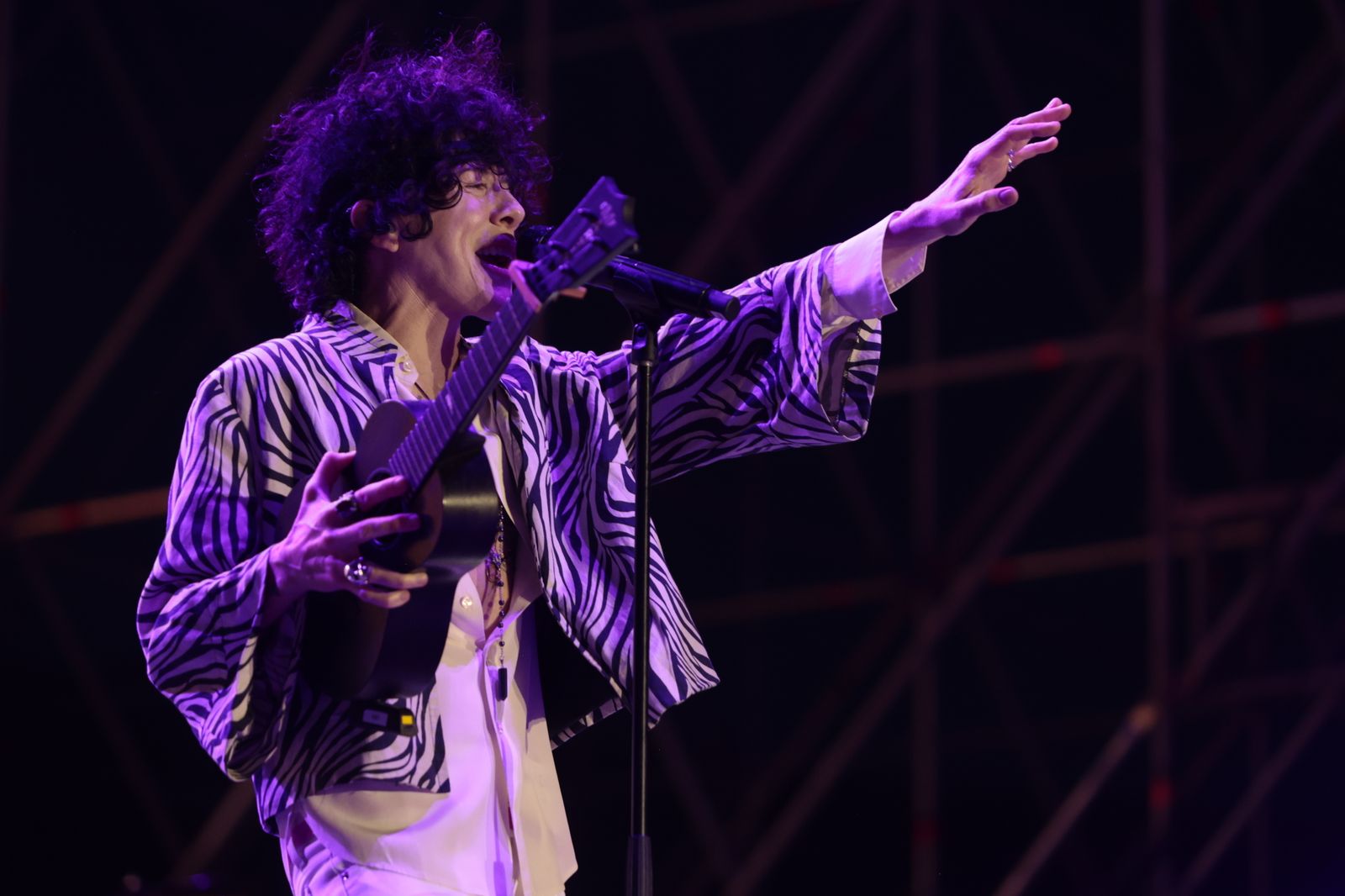 Concierto de LP en el Icónica Sevilla Fest