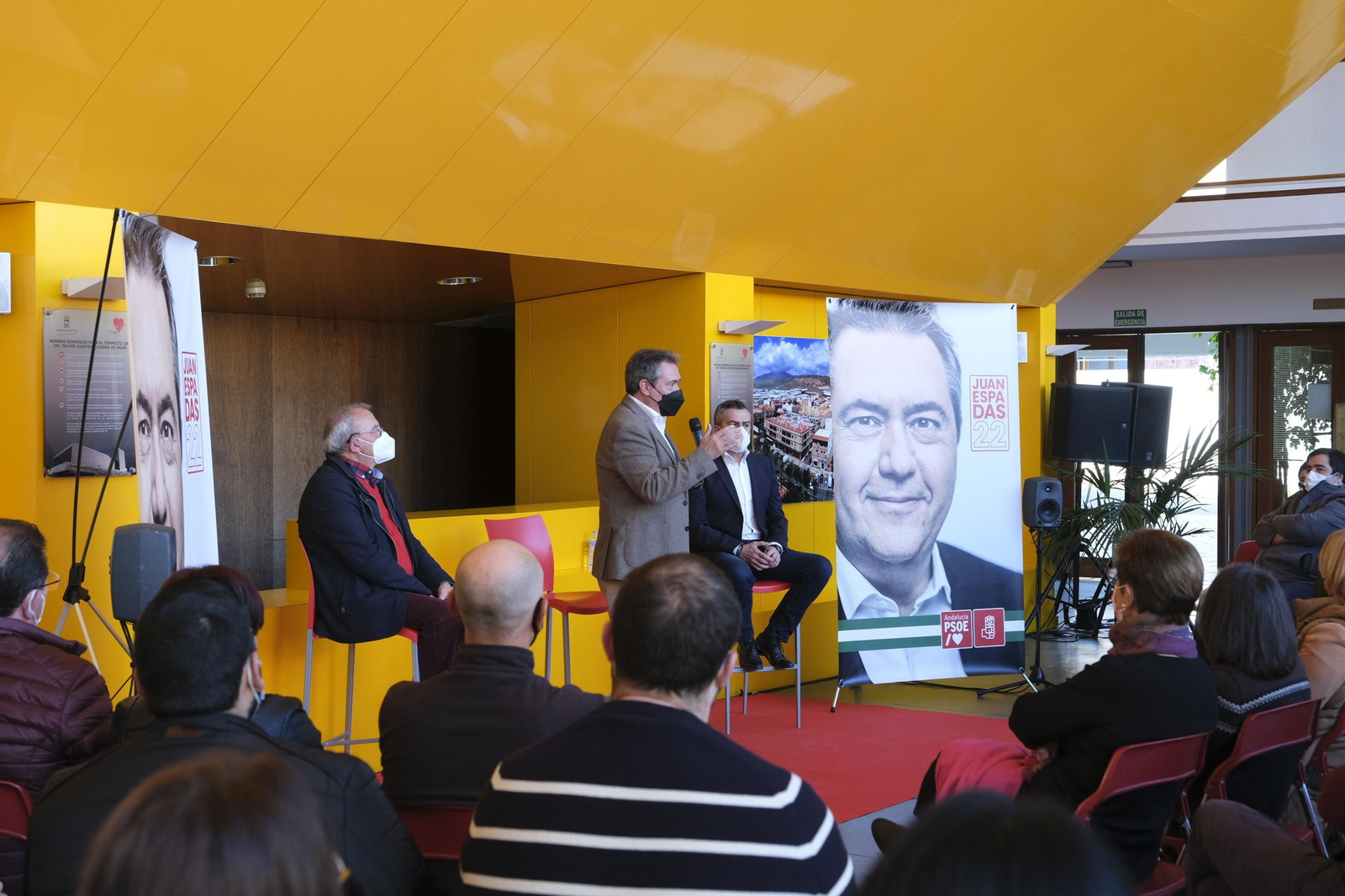 Imágenes de Juan Espadas, Secretario General del PSOE en Andalucía, en Almería.
