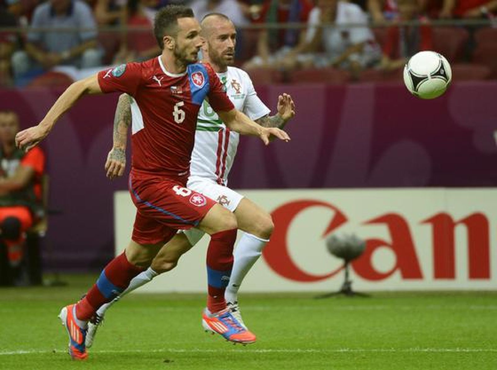 Un gol de Cristiano Ronaldo pone a Portugal en las semifinales de la Eurocopa.

Foto: EFE