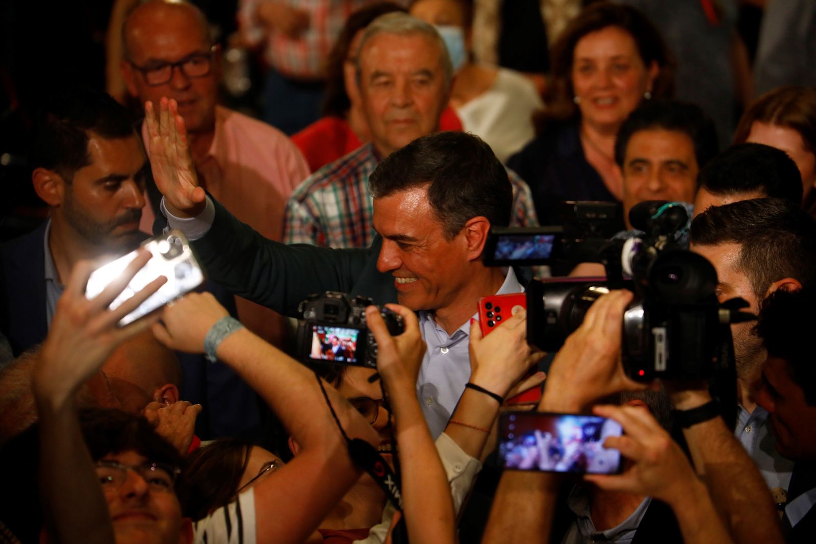 La visita de Pedro Sánchez a Córdoba, en imágenes