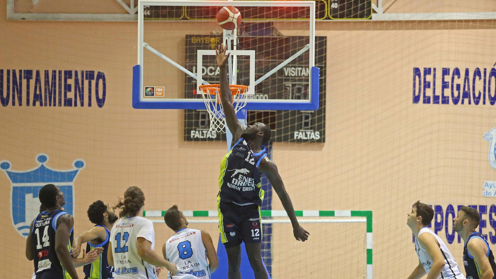 Las mejores fotos del UDEA - ULB de la Copa Diputación