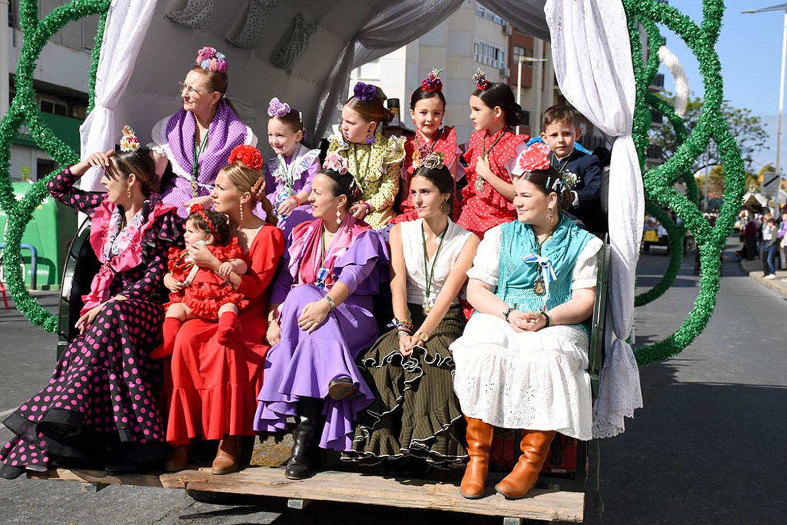 Imágenes de los carros de la Hermandad del Rocío de Huelva