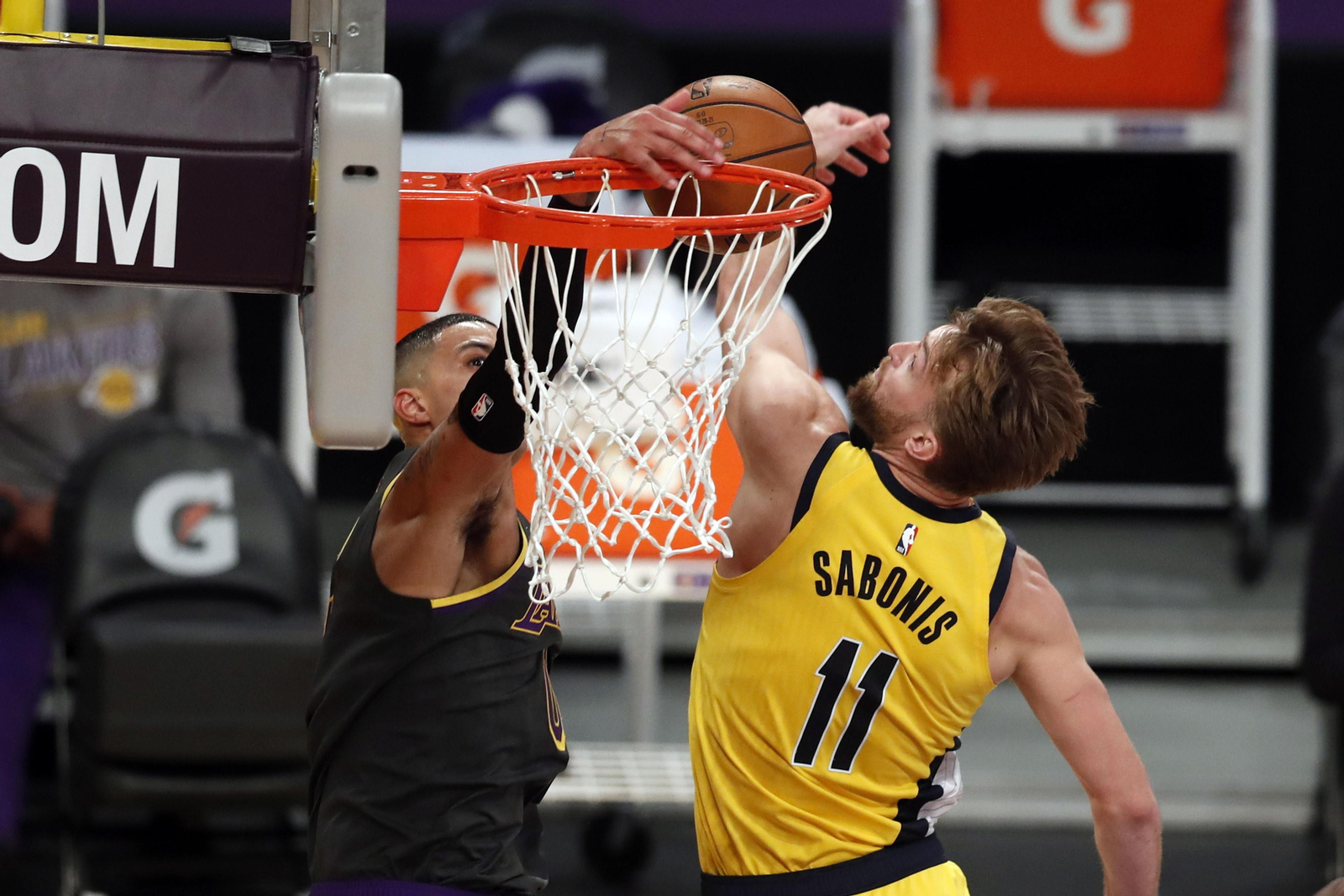 Las fotos de Domas Sabonis en el Los Angeles Lakers-Indiana Pacers Las fotos de Domas Sabonis en el Los Angeles Lakers-Indiana Pacers