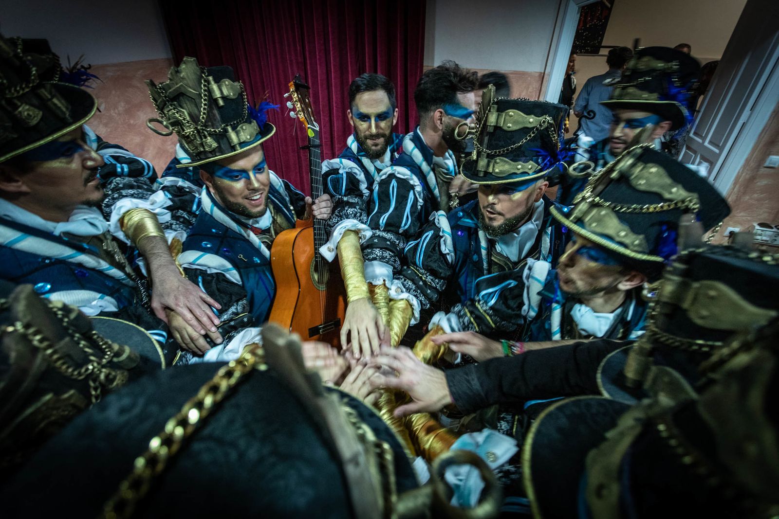 Ambiente en la trasera del Falla durante sexta función clasificatoria del COAC 2019