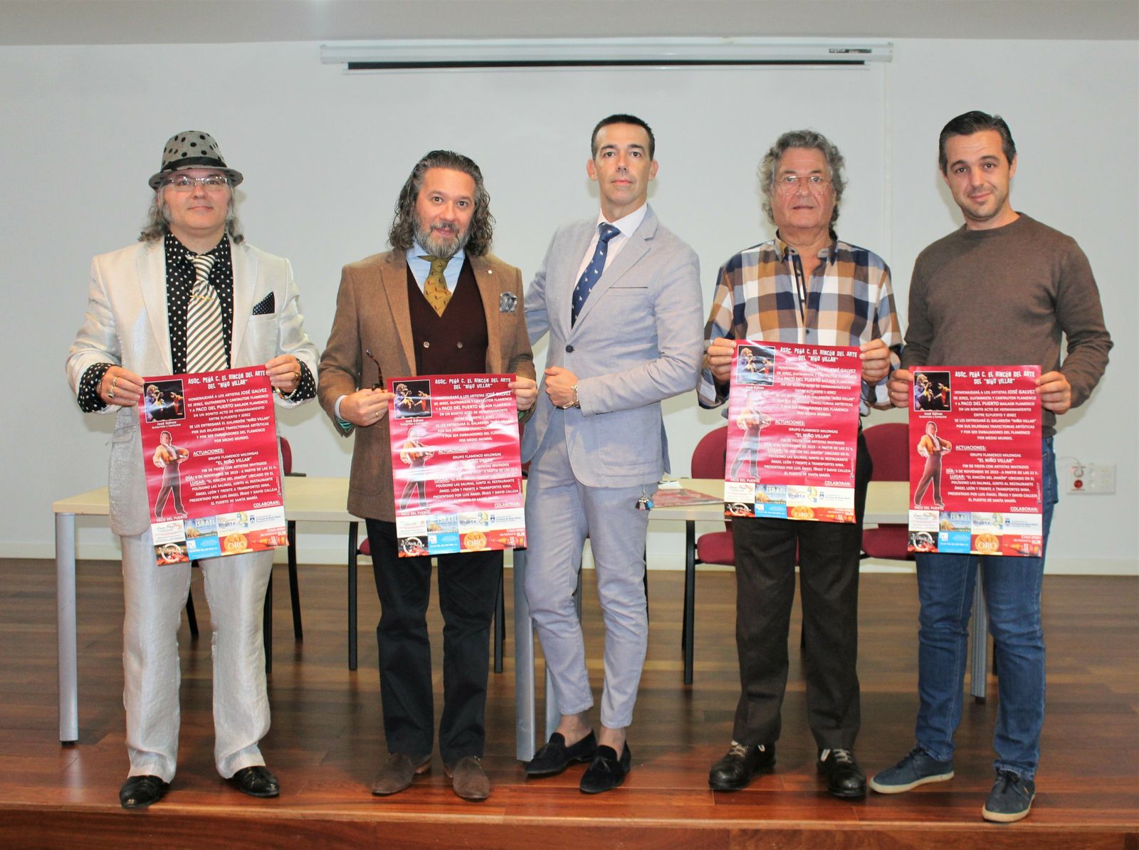 Un momento de la presentación del homenaje.