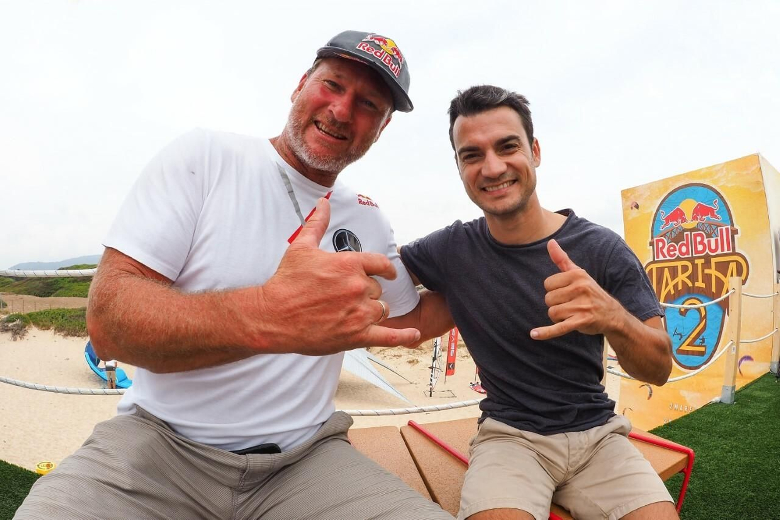 Björn Dunkerbeck y Dani Pedrosa, en Valdevaqueros Björn Dunkerbeck y Dani Pedrosa, en Valdevaqueros