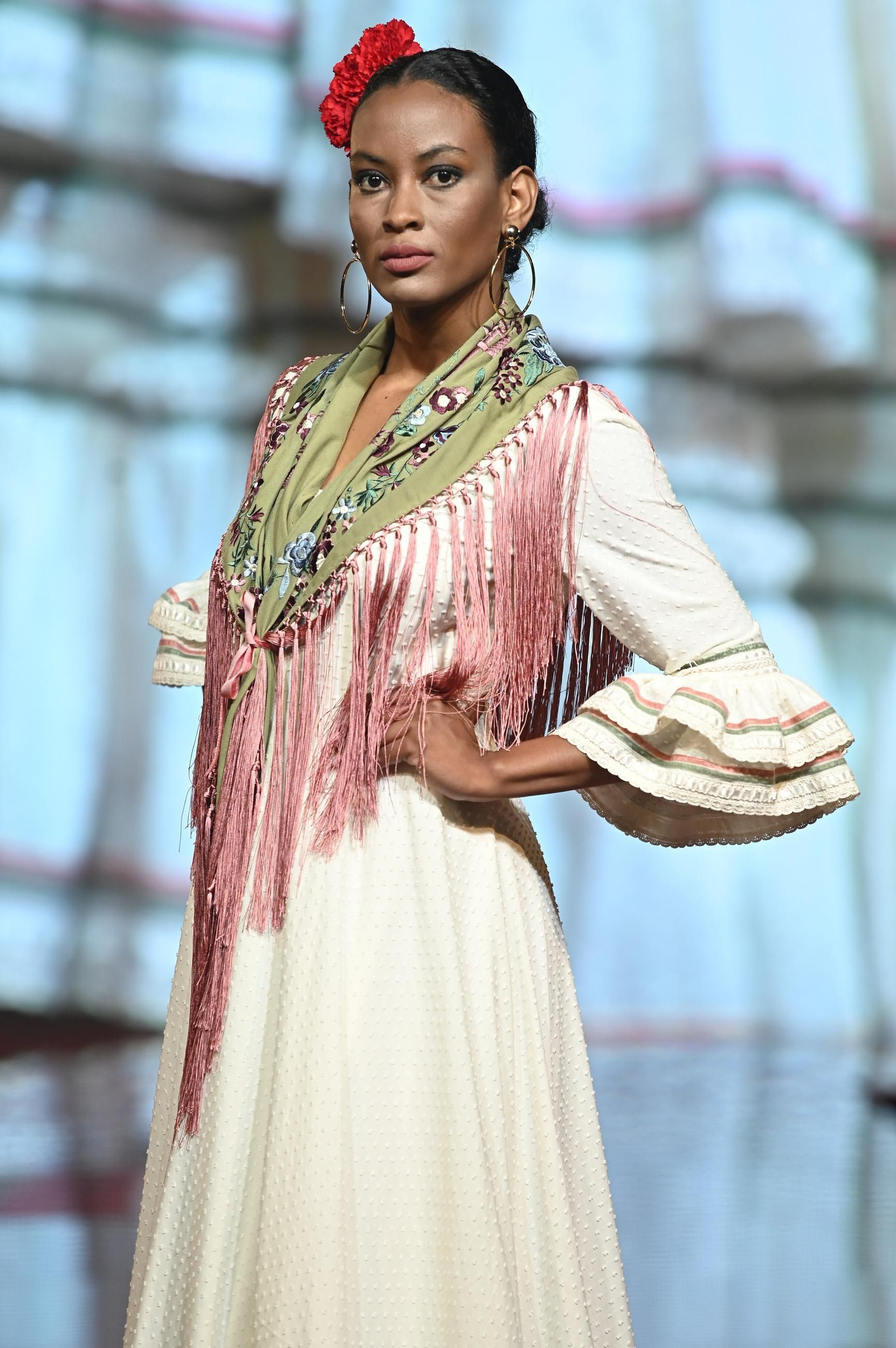 Huelva Flamenca 2025: Desfile de Raquel Muñoz