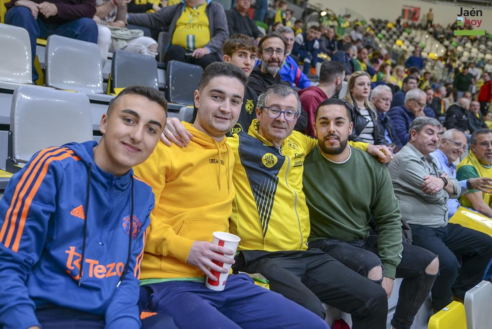 Búscate en las gradas del Olivo Arena en el Jaén Paraíso Interior - Inter Movistar