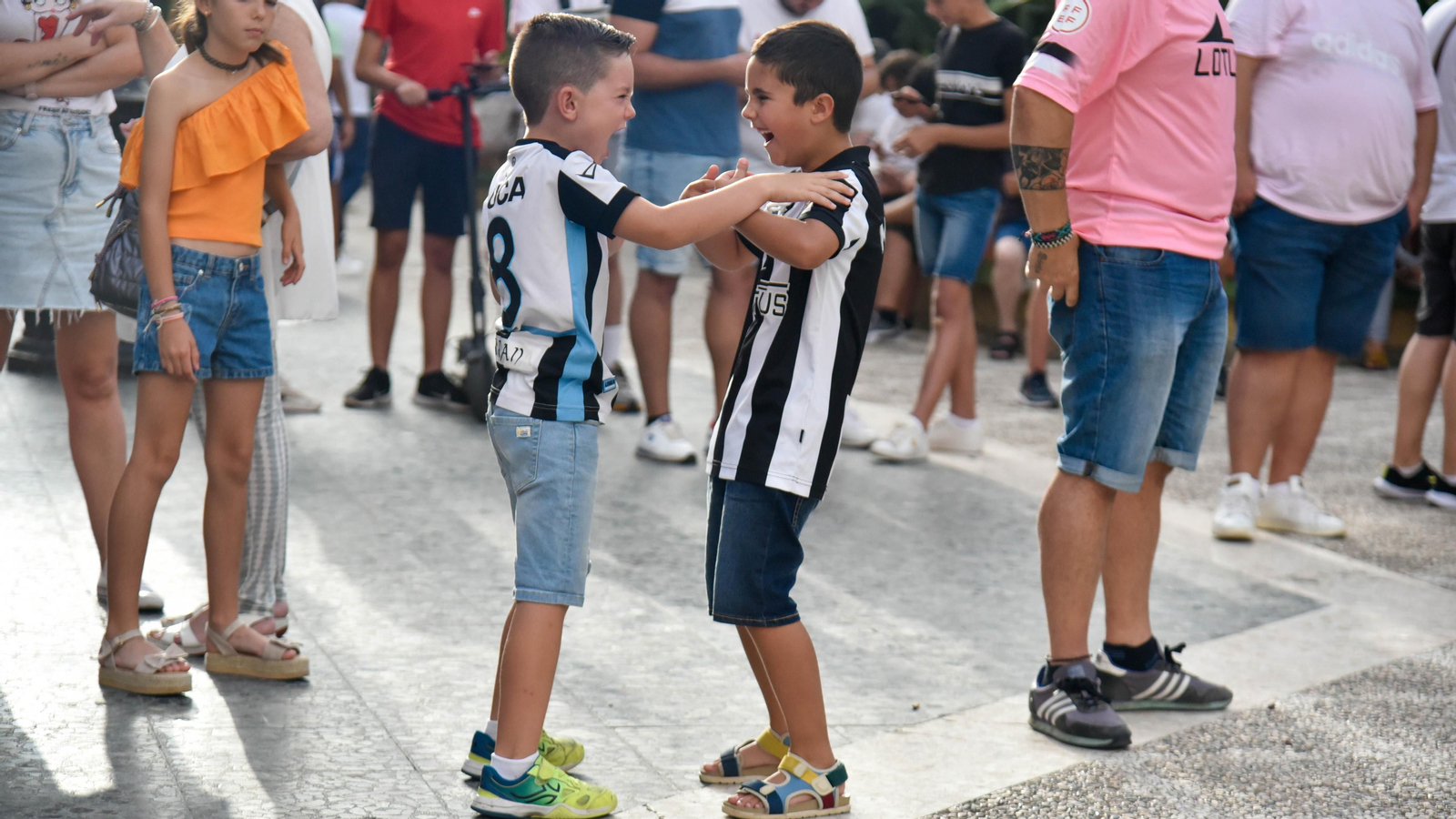 Las fotos de la campaña de abonos de La Balona