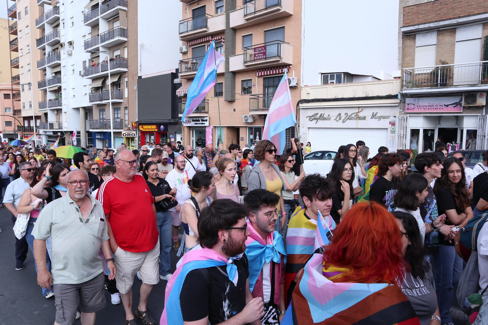 Las mejores imágenes de la manifestacióndel del Orgullo LGTBI en Huelva