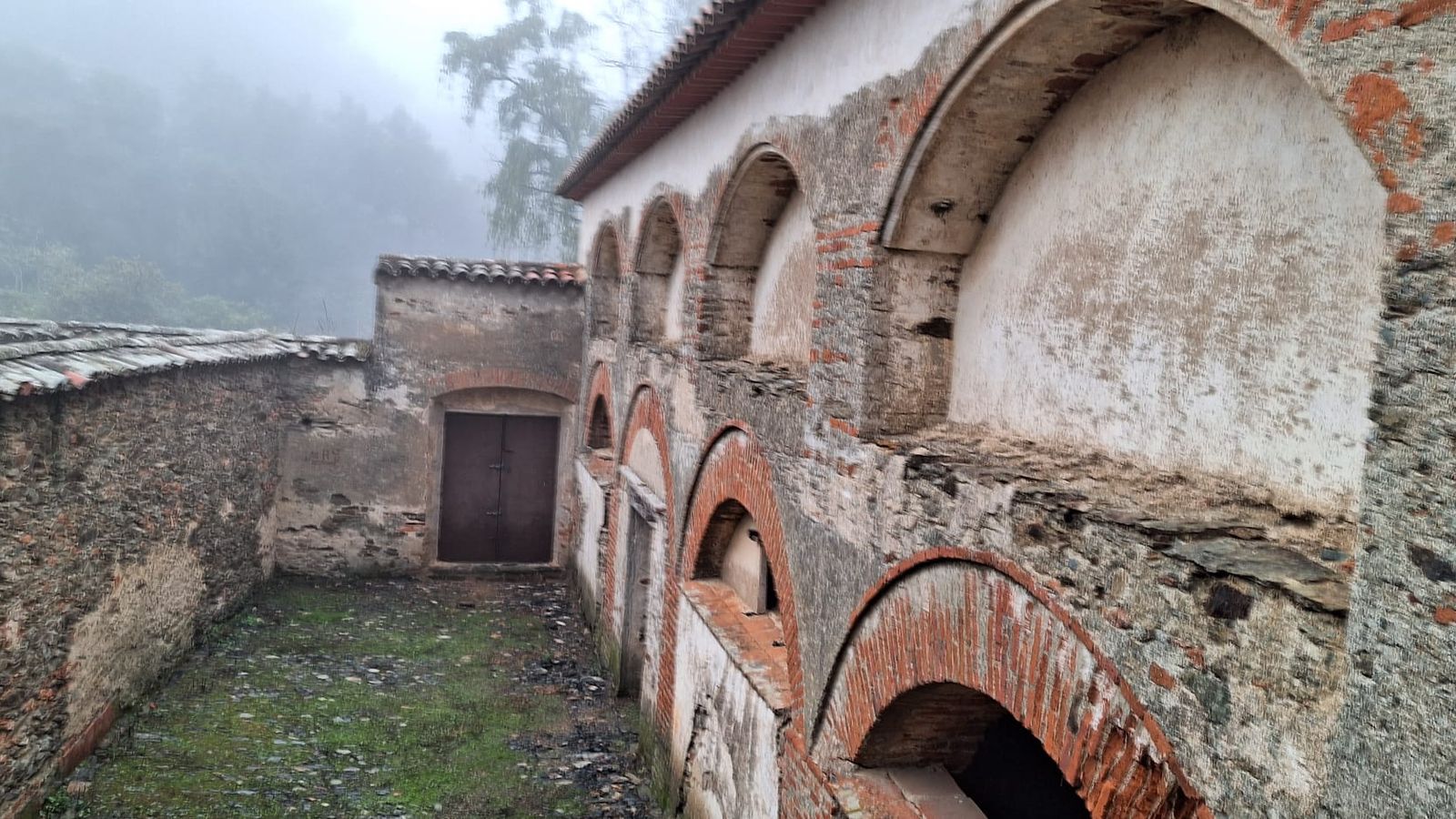Uno de los espacios al aire libre de los que dispone este edificio.
