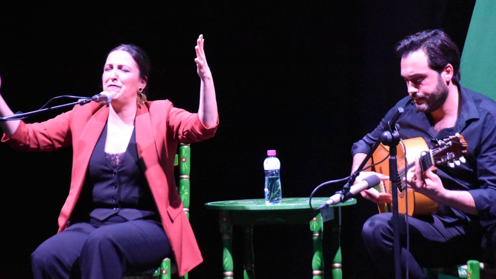 Isabel Durán y Miguel Ángel Laguna, durante su actuación en el Teatro Olimpia.