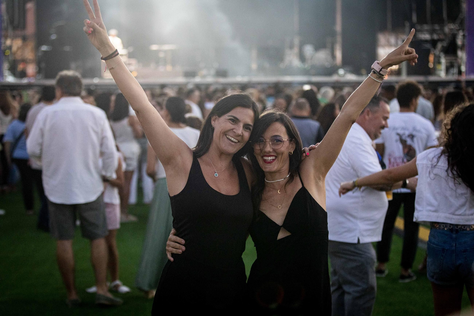 Búscate en las imágenes del concierto de Camela en Música del Mar en Cádiz