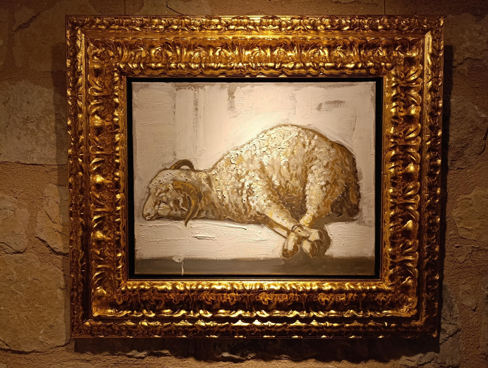 Máscaras, corderos y un retrato gigante del Papa Francisco: así es la impactante muestra ‘Et in Arcadia ego’ en Jaén