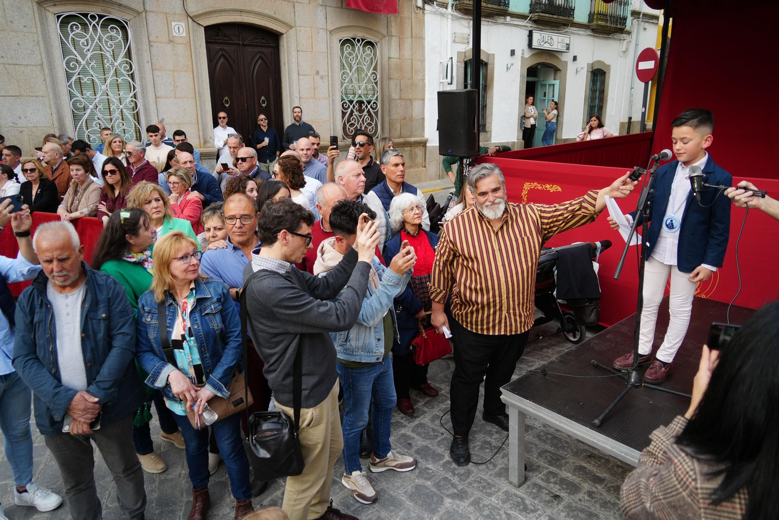 Más de 500 niños participan en el desfile infantil de Semana Santa de Pozoblanco, en imágenes