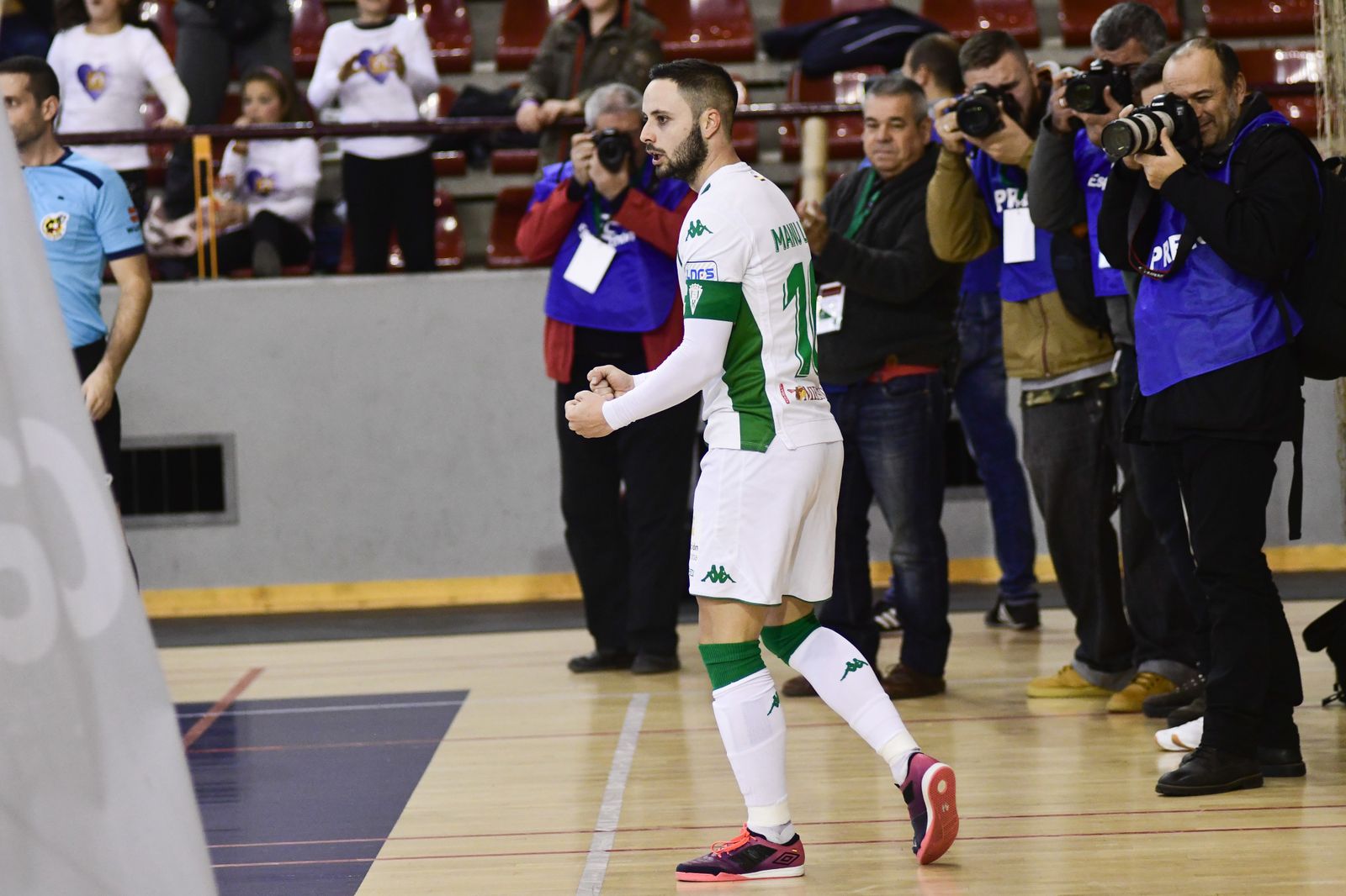 El Córdoba CF Futsal-Colo Colo Zaragoza, en imágenes