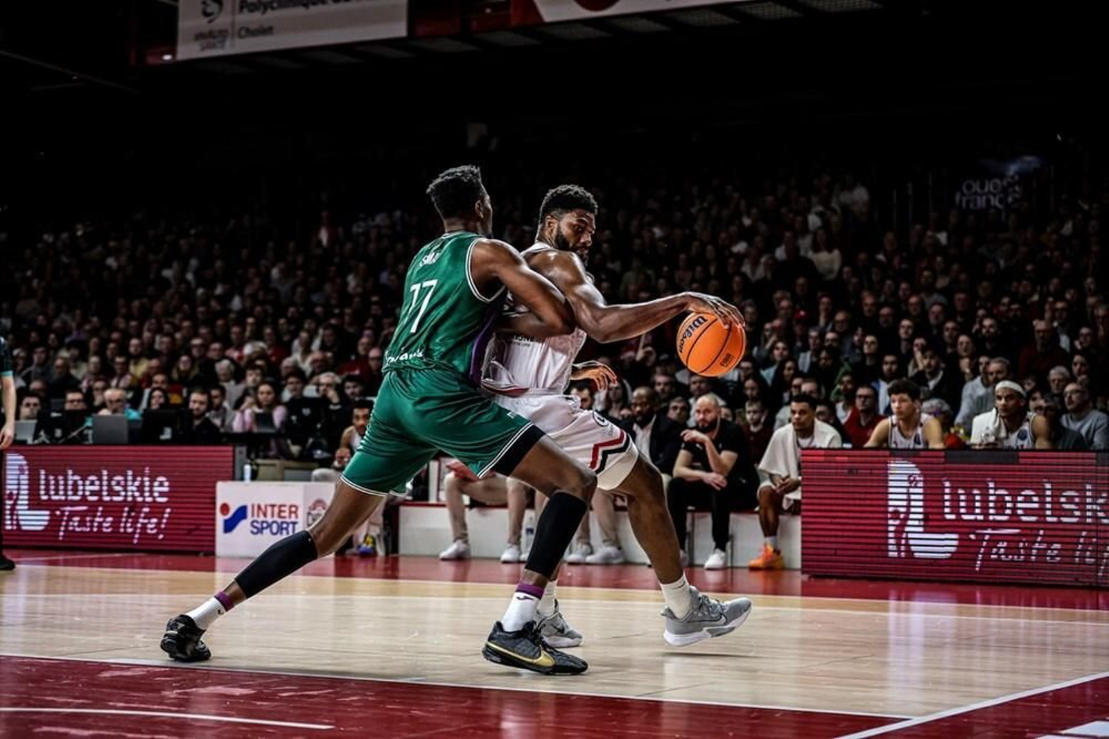 El Cholet - Unicaja, en fotos