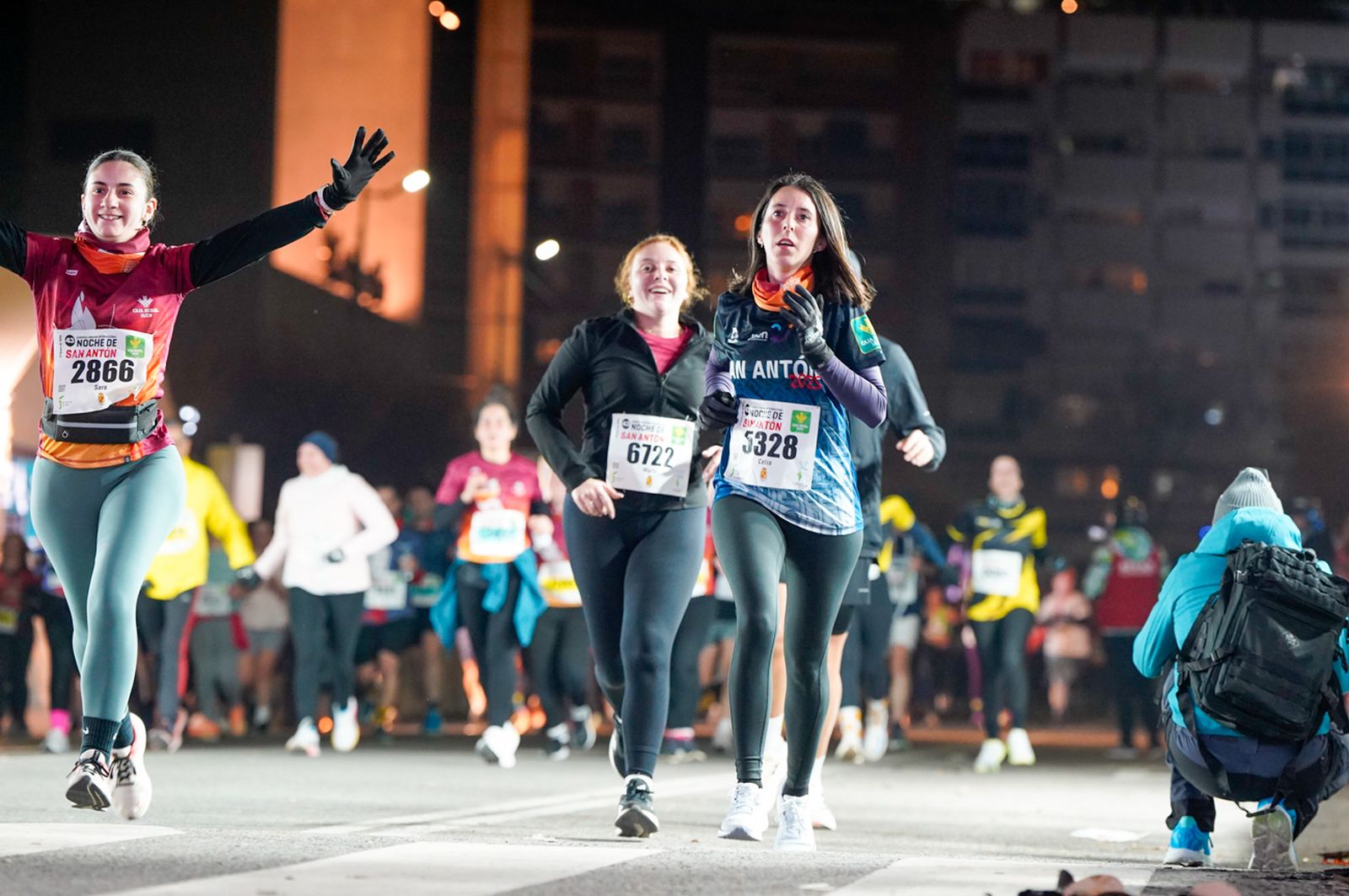 En imágenes: búscate en tu llegada a meta de la Carrera de San Antón 2026 (19)