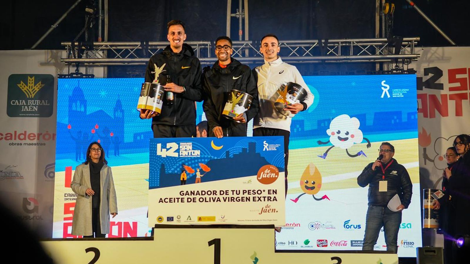 En imágenes: la élite del atletismo mundial despliega su calidad en la Carrera de San Antón de Jaén