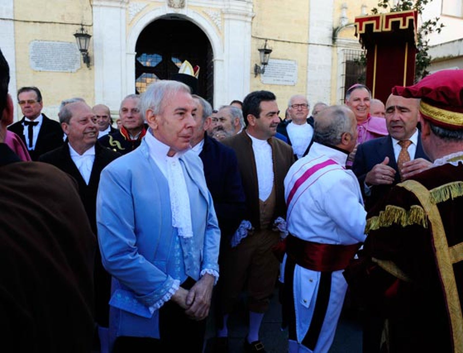 Cádiz y San Fernando rememoran el traslado de las Cortes de la Isla de León a la capital hace 200 años donde finalmente se promulgaría la primera constitución de Cádiz, apodada 'La Pepa'

Foto: Elias Pimentel
