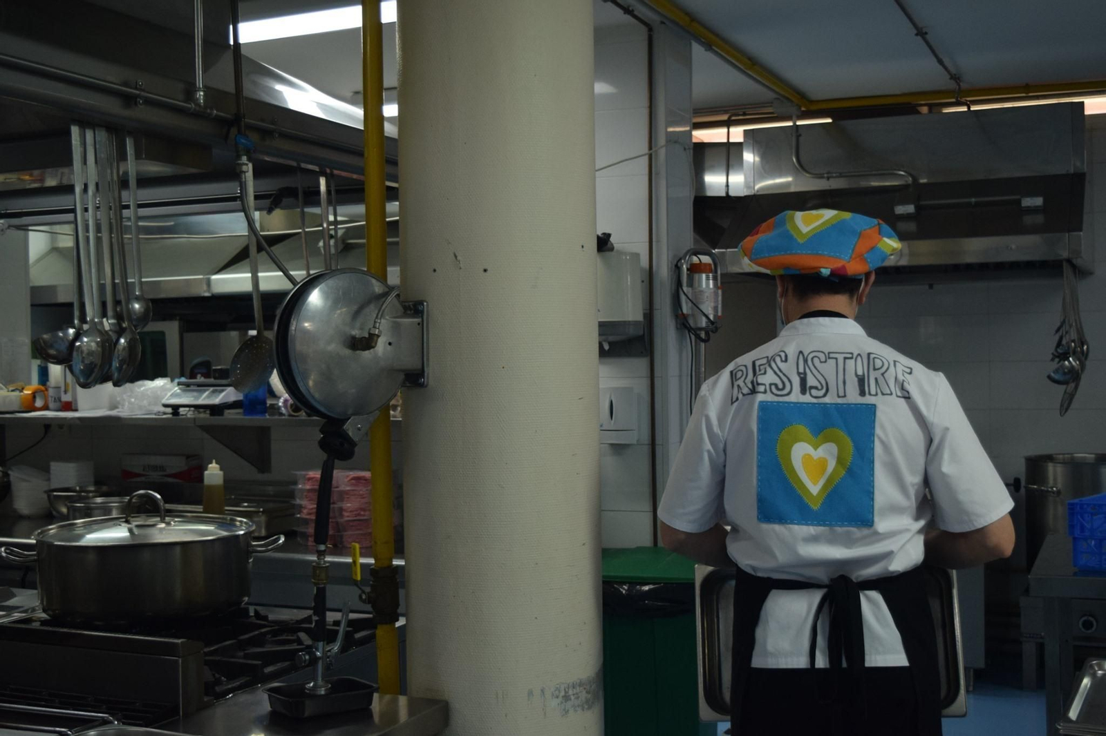 Cocina de uno de los establecimientos apoyados por Cajasur.