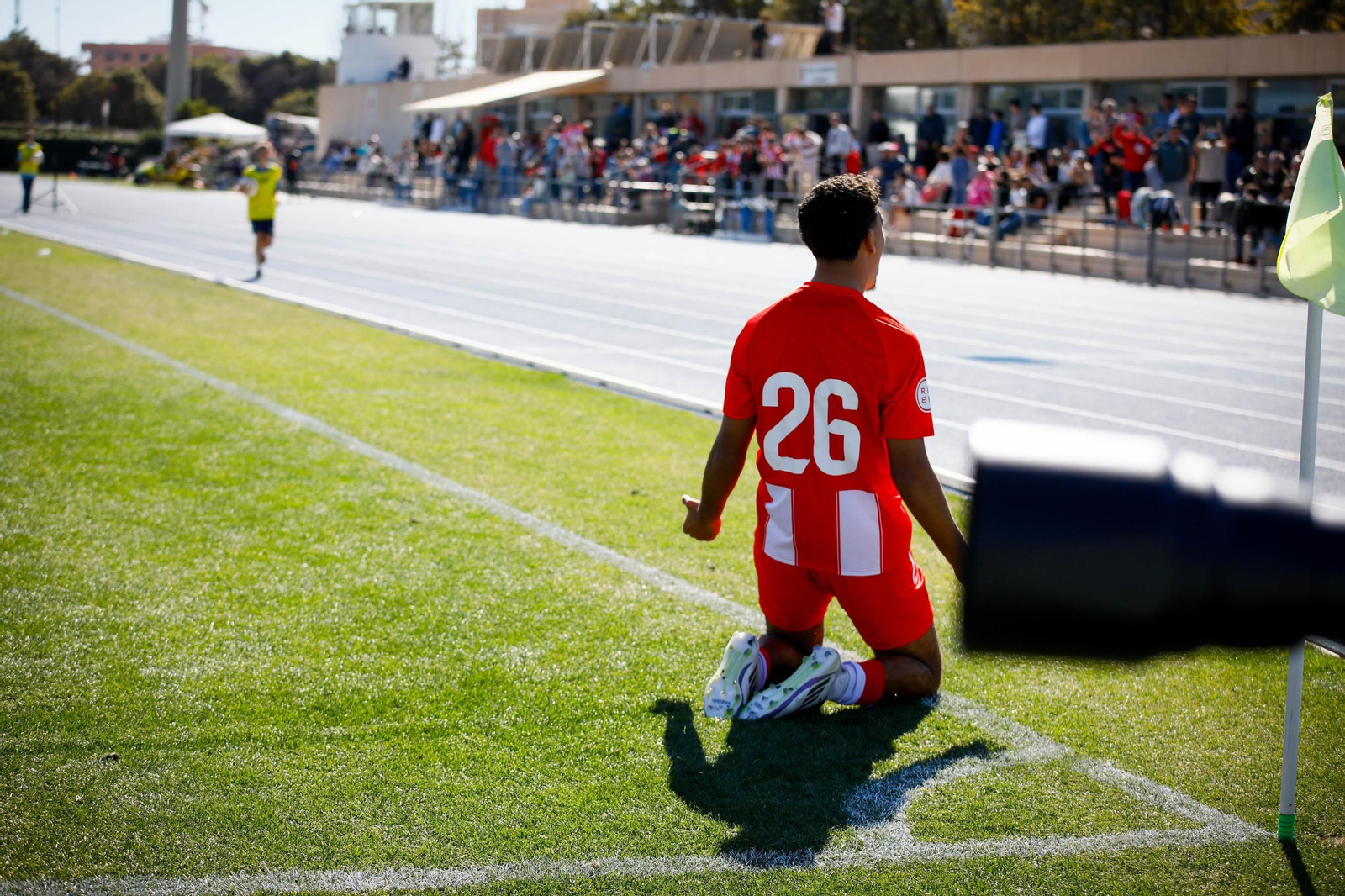 Las imágenes de Segunda RFEF entre Almeria B y recreativo de Granada