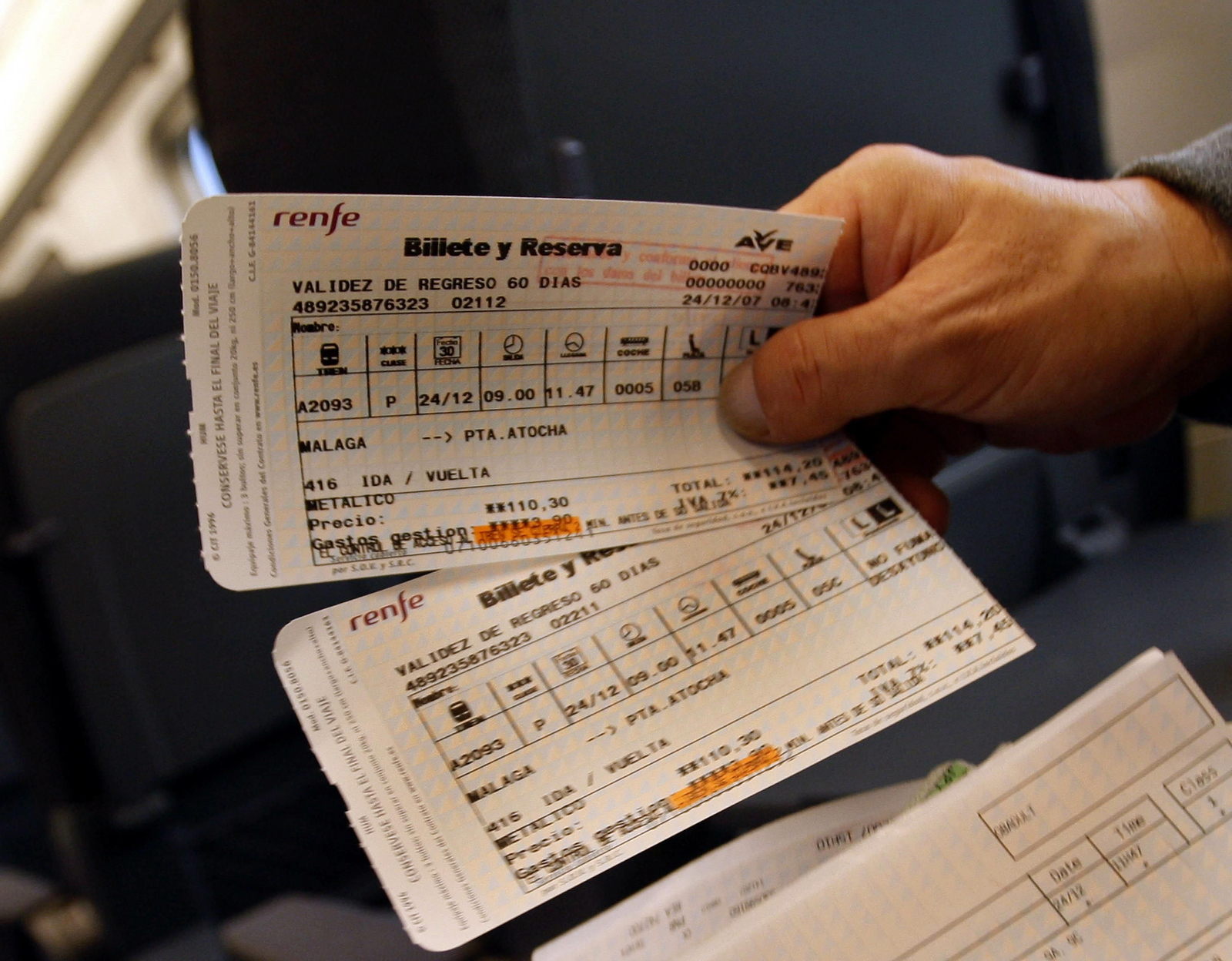 Unos billetes de AVE