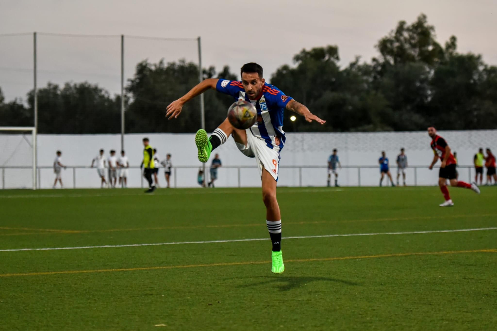 Las imágenes del triunfo del Xerez CD en el Trofeo Andrés Chacón