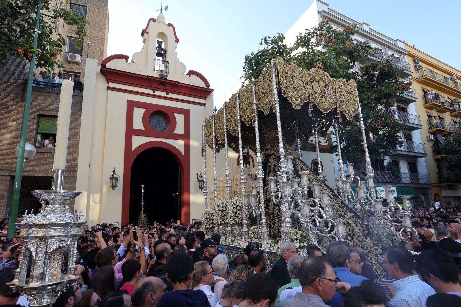 Salida extraordinaria de la Virgen de Gracia y Esperanza