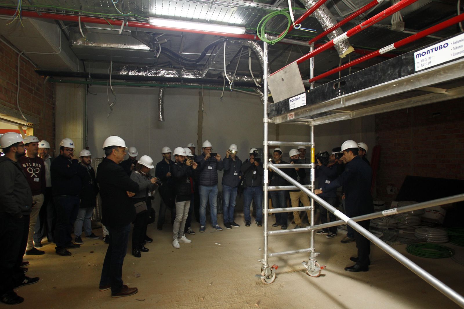 Las imágenes de la visita a las obras de la Ciudad Deportiva del Sevilla