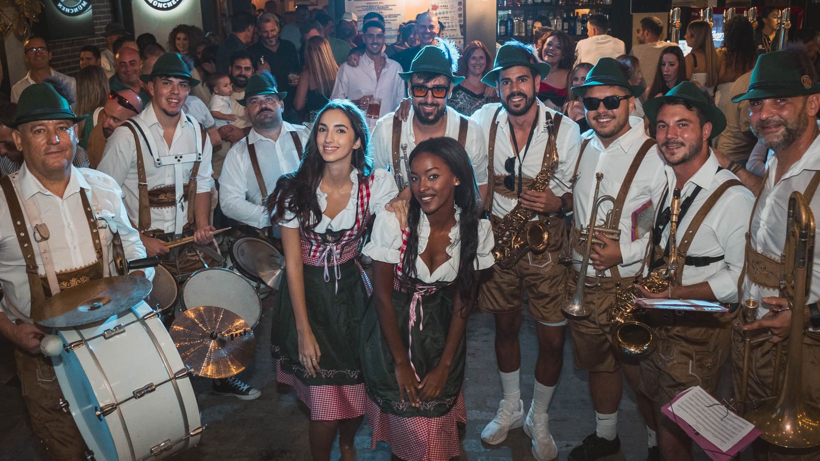 Oktoberfest en Plaza Canterbury de Jerez