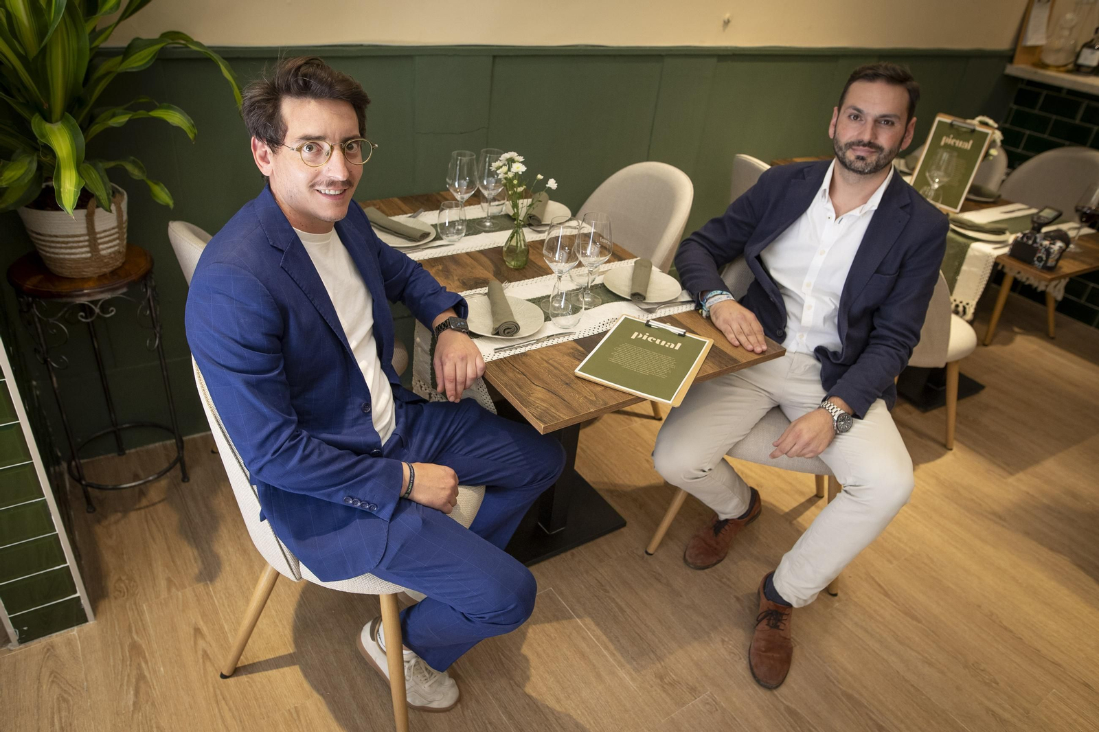 Alejandro Aguado Mejía y Serafín Morales Gómez son los grandes constructores de este rincón gastronómico.
