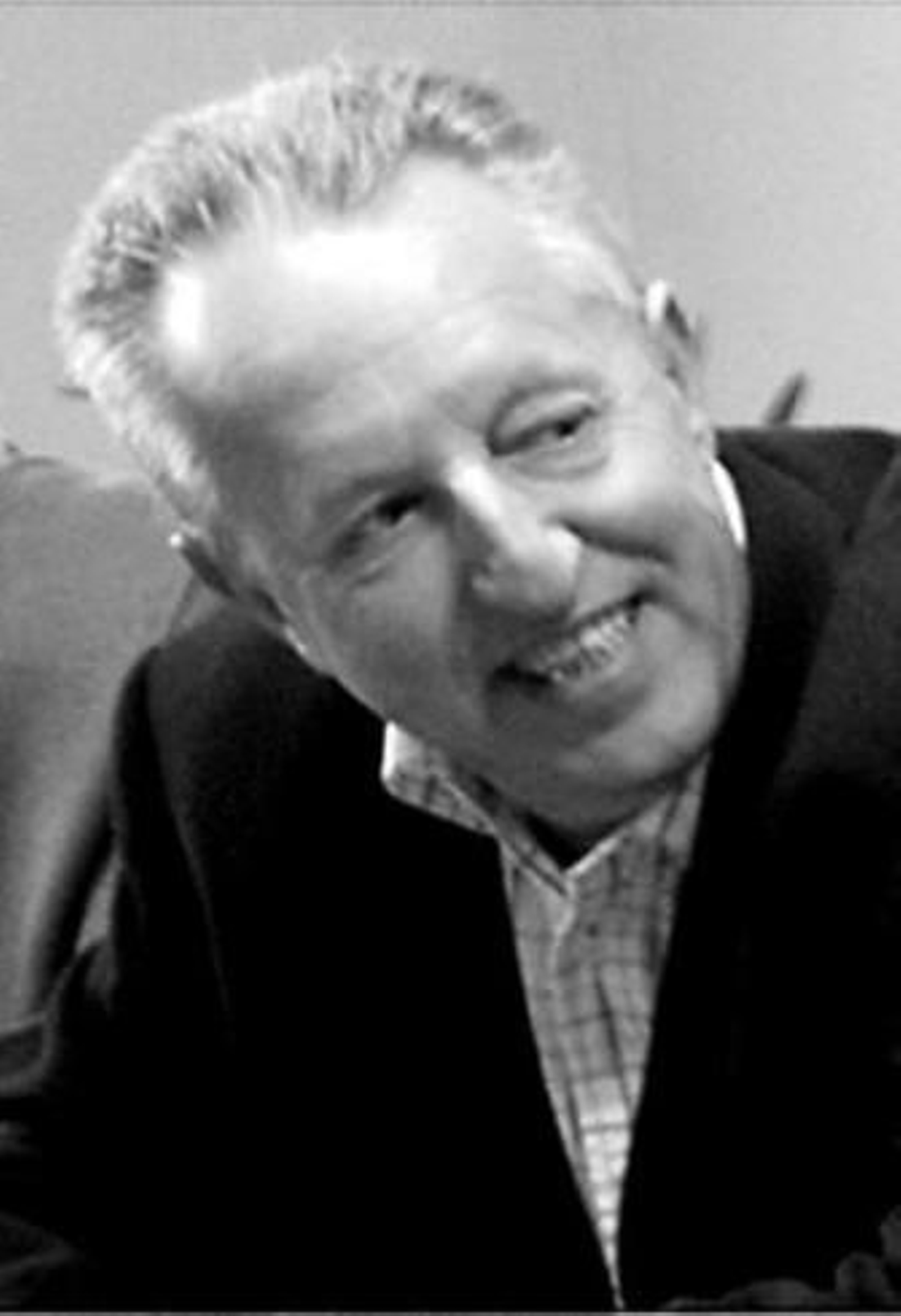 Luis Benvenuty Morales.