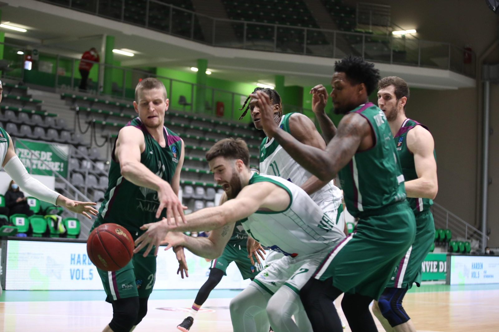Las fotos del Nanterre-Unicaja.