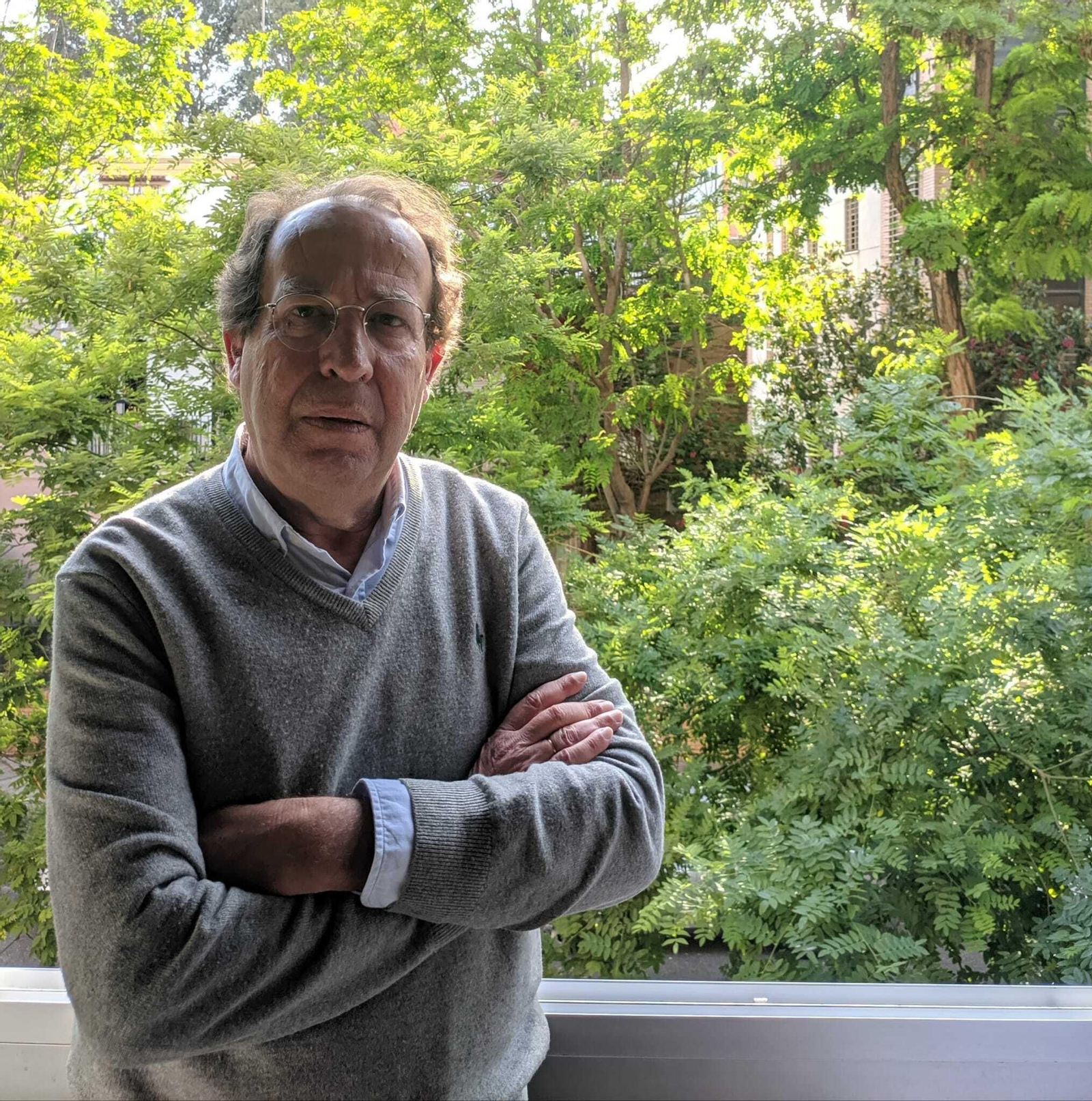 El profesor Ollero, confinado en su domicilio.