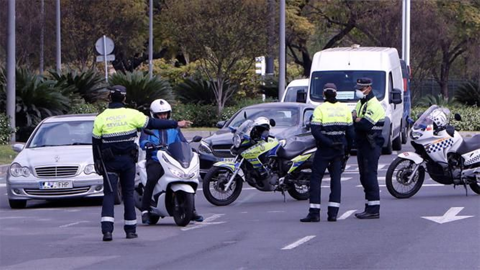 Control de tráfico en Sevilla.