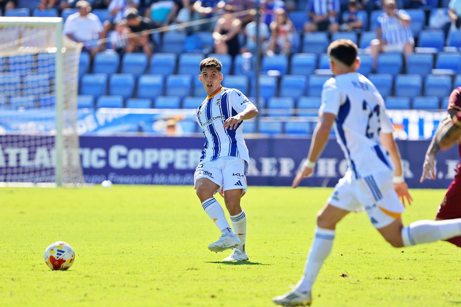 Iván Romero, durante el partido con el Lorca.