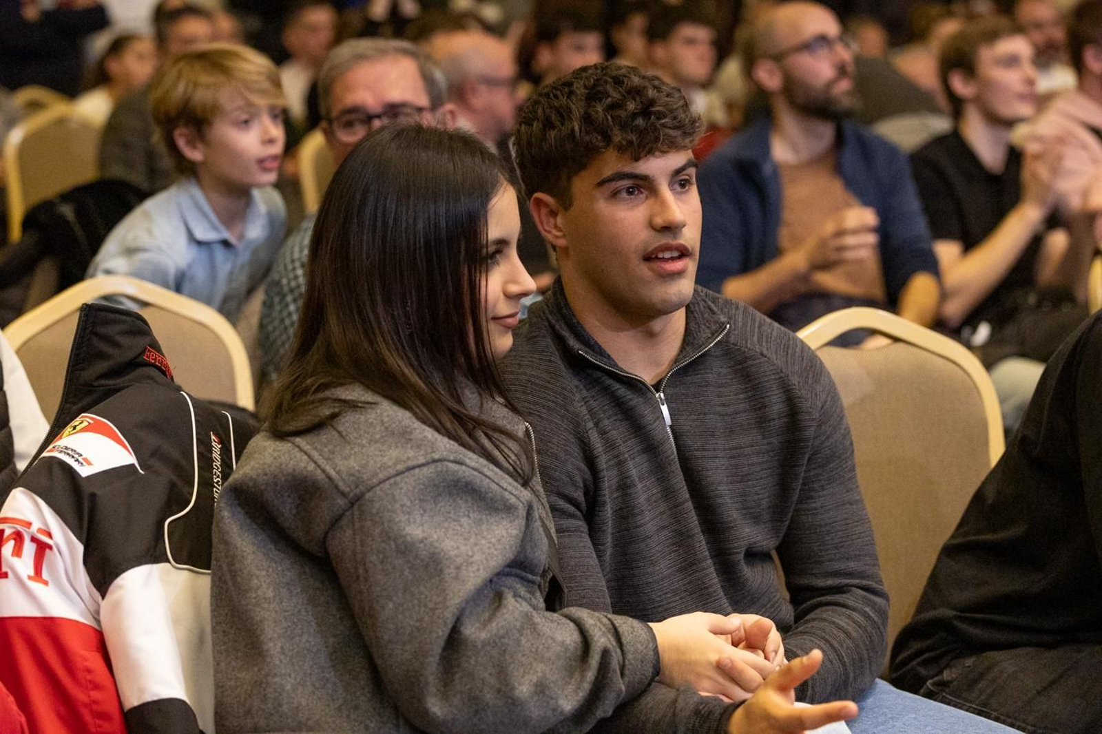 El boxeo solidario de la VI velada White Collar Boxing cautiva al público de Jaén